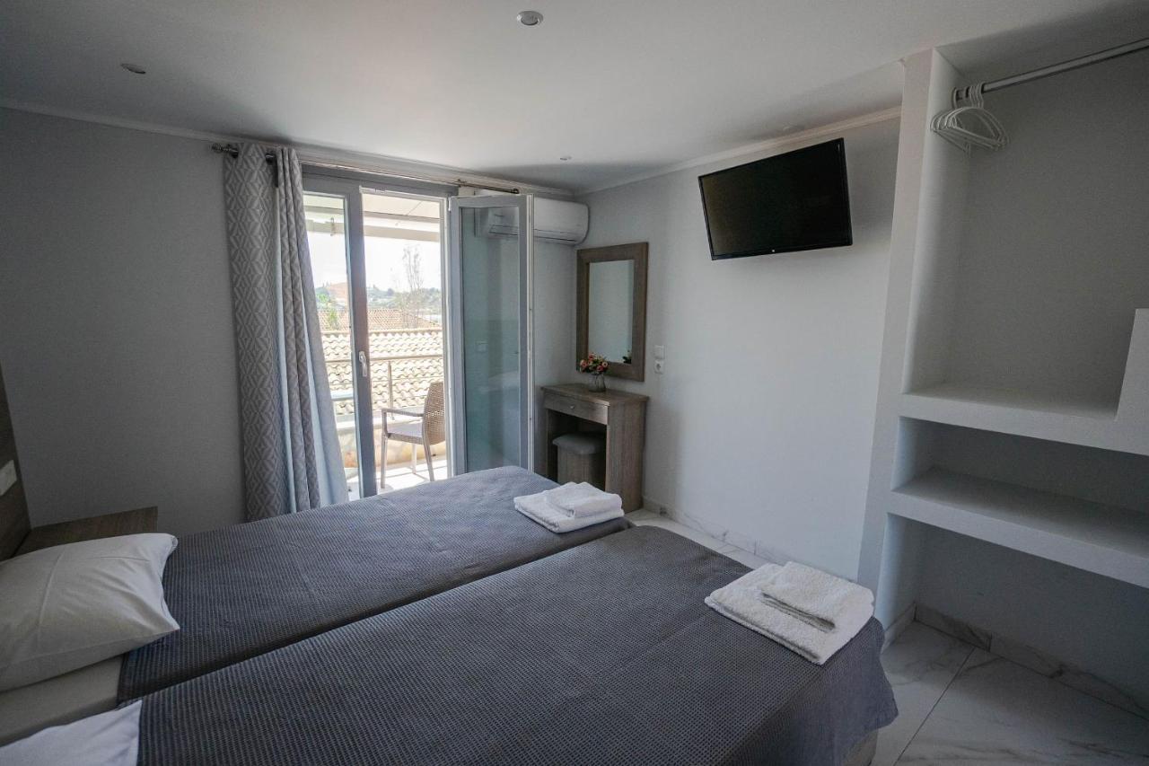 Golden Dolphin Studios & Apartments 알리케스 외부 사진